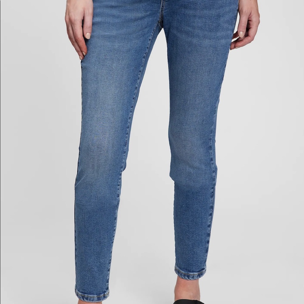 Gap maternity full panel skinny jeans